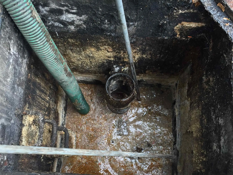 青石村隔油池清理